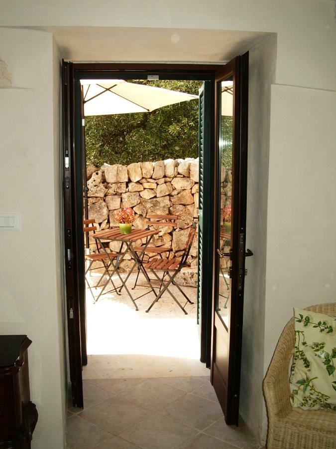 לינה וארוחת בוקר צ'לייה מספיקה Il Giardino Di Viola מראה חיצוני תמונה